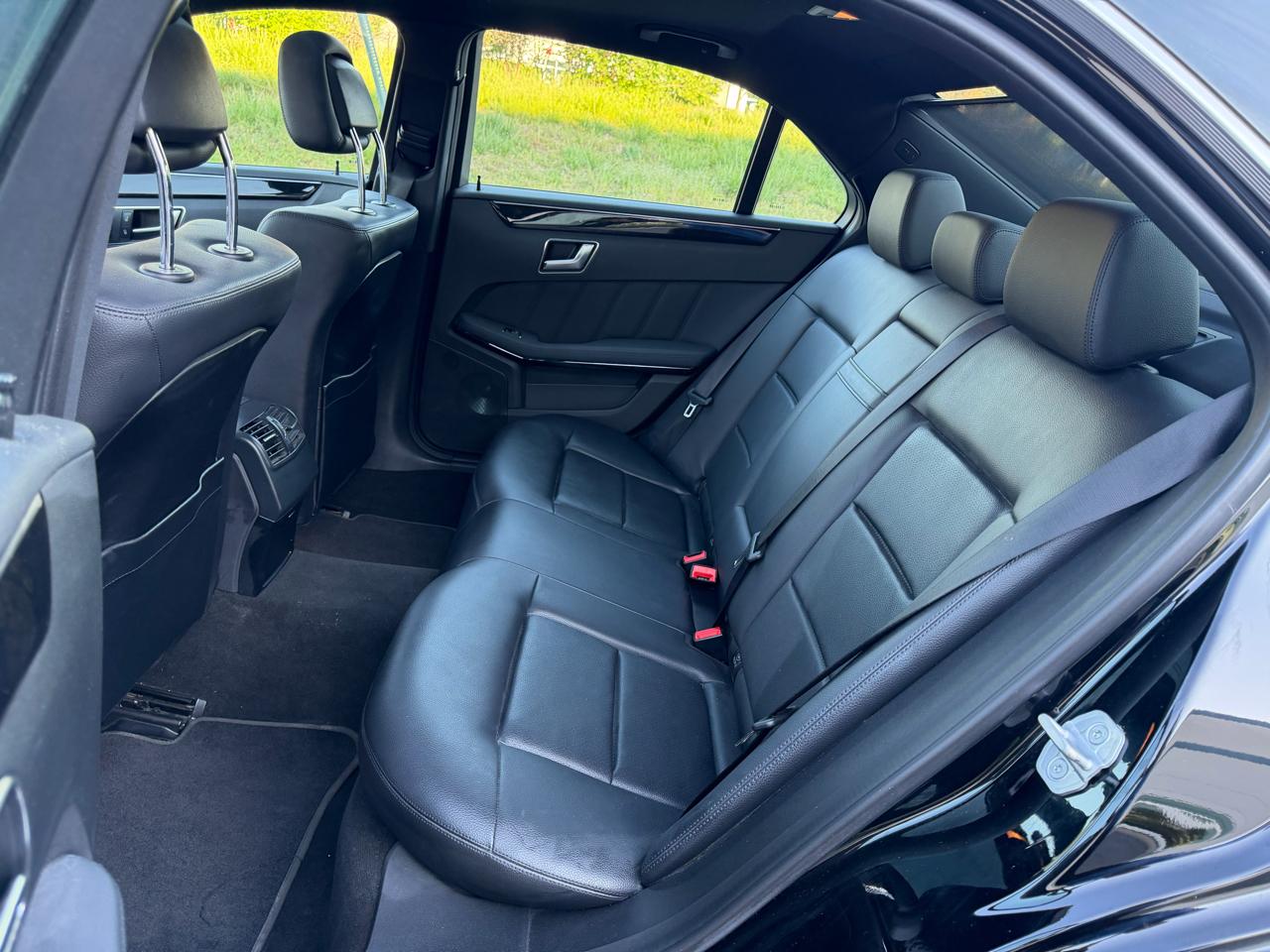 Mercedes-Benz E-Class E350 4MATIC Sedan 2012