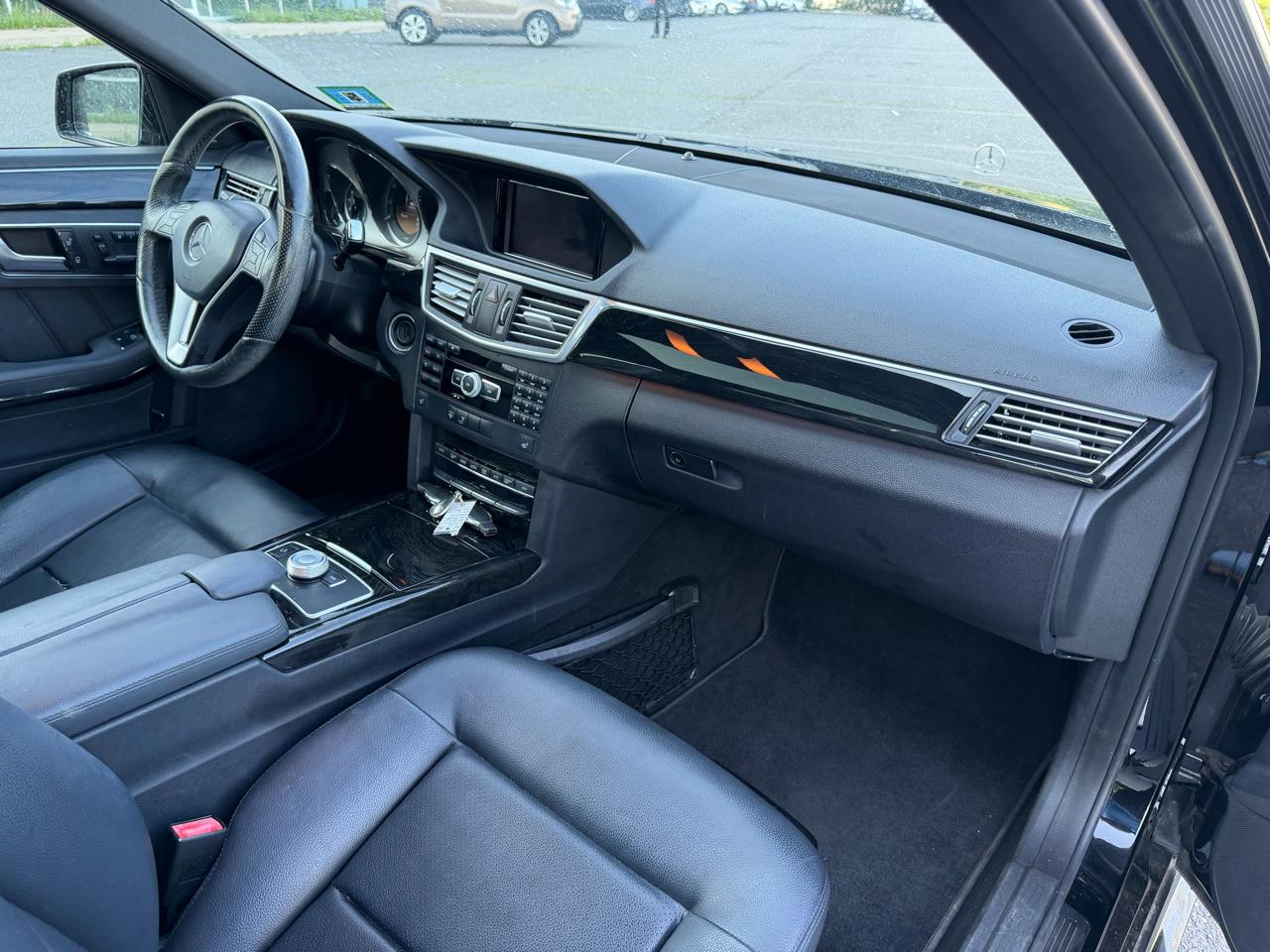 Mercedes-Benz E-Class E350 4MATIC Sedan 2012