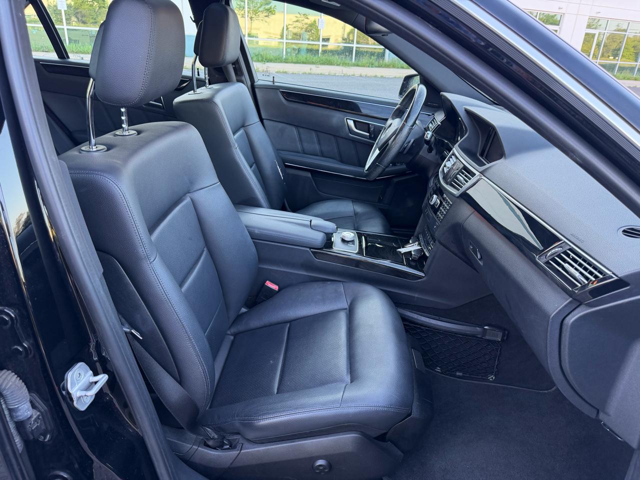 Mercedes-Benz E-Class E350 4MATIC Sedan 2012