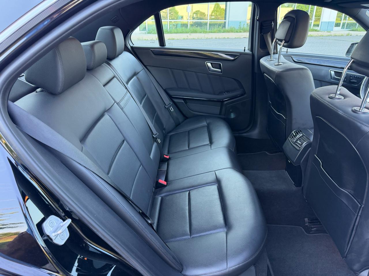 Mercedes-Benz E-Class E350 4MATIC Sedan 2012