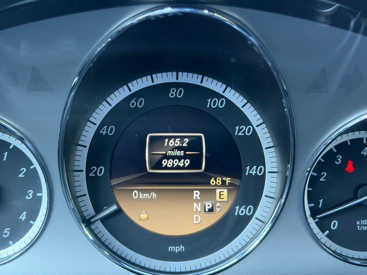 Mercedes-Benz E-Class E350 4MATIC Sedan 2012