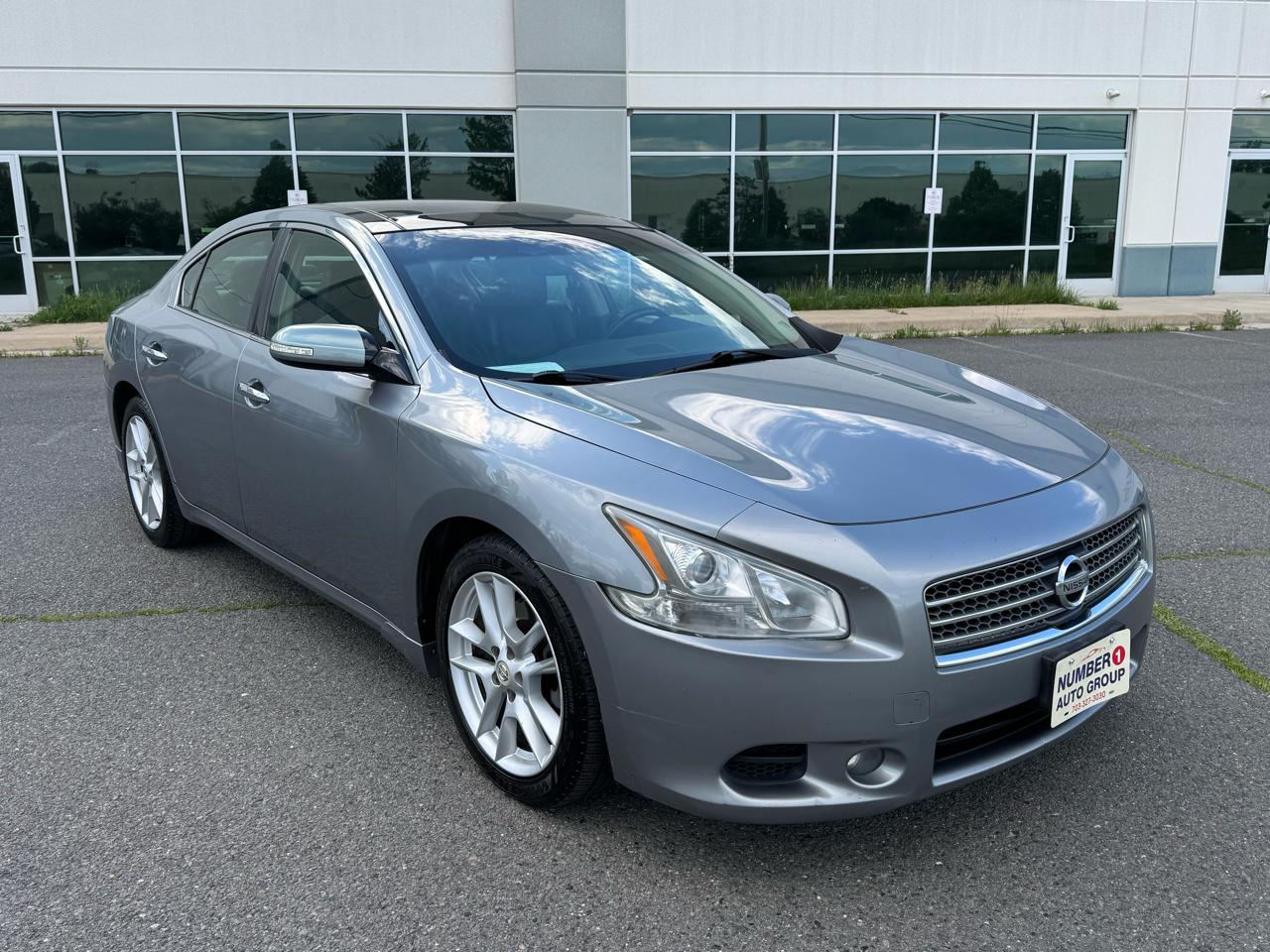 Nissan Maxima SV 2009