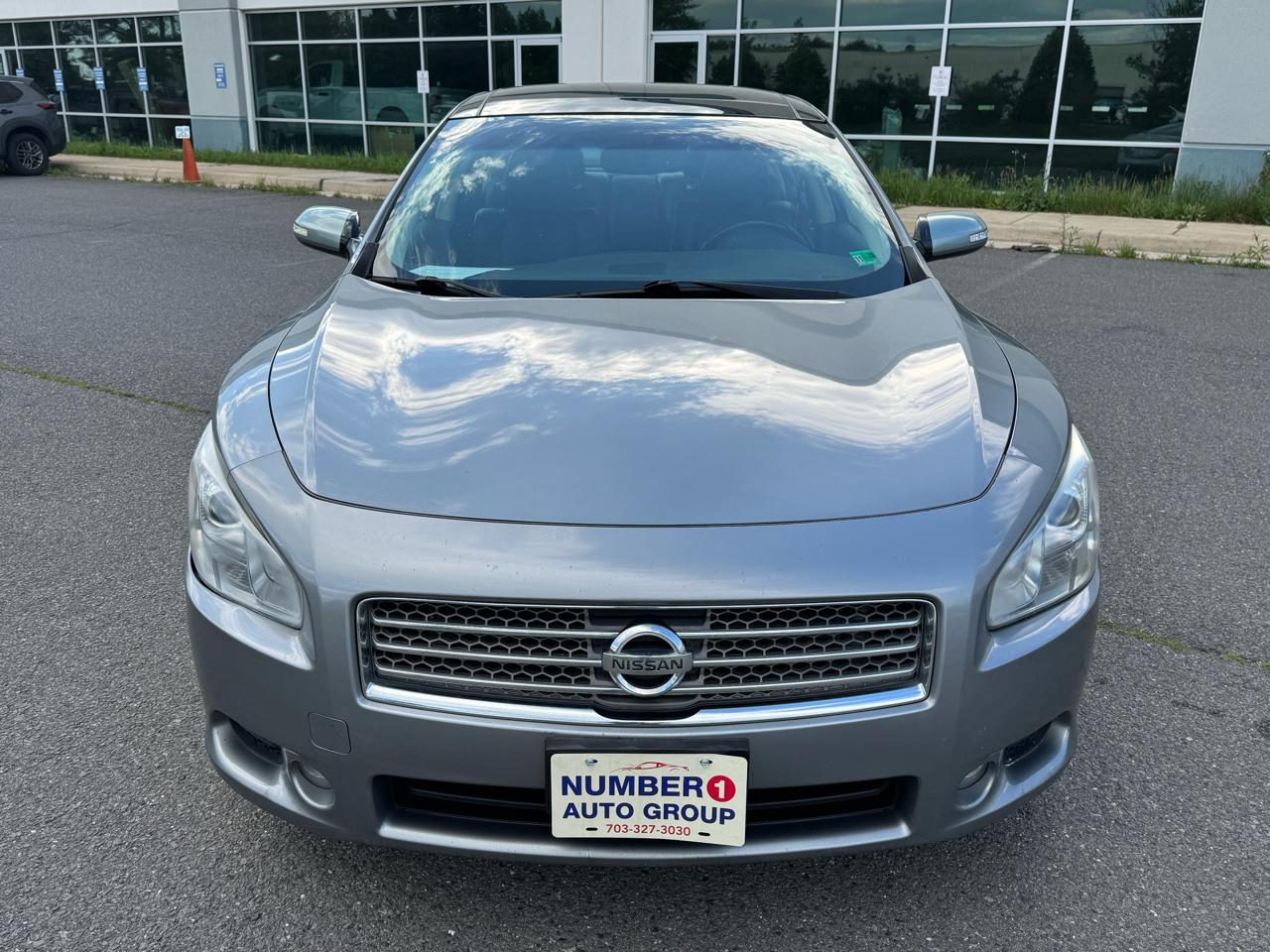 Nissan Maxima SV 2009