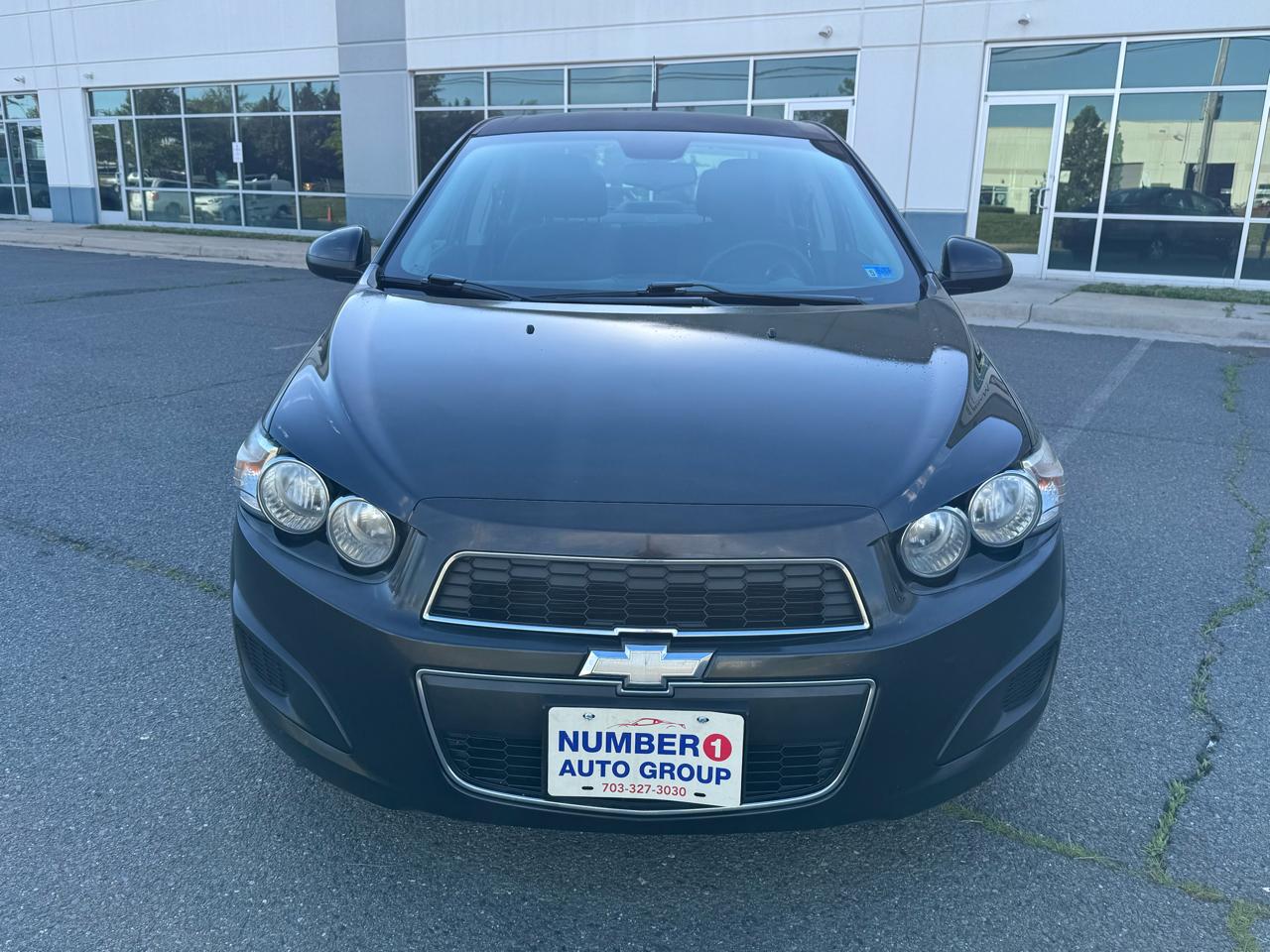 Chevrolet Sonic LT Manual Sedan 2013