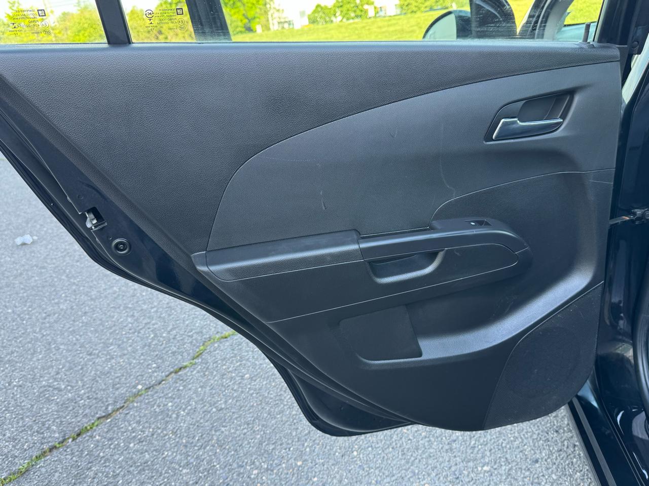 Chevrolet Sonic LT Manual Sedan 2013