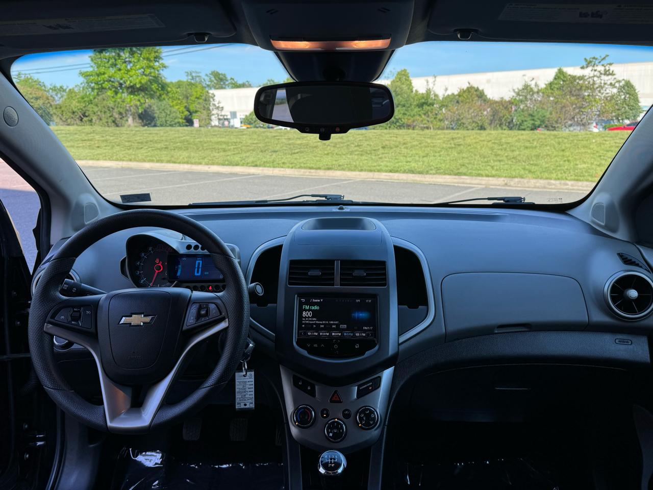 Chevrolet Sonic LT Manual Sedan 2013