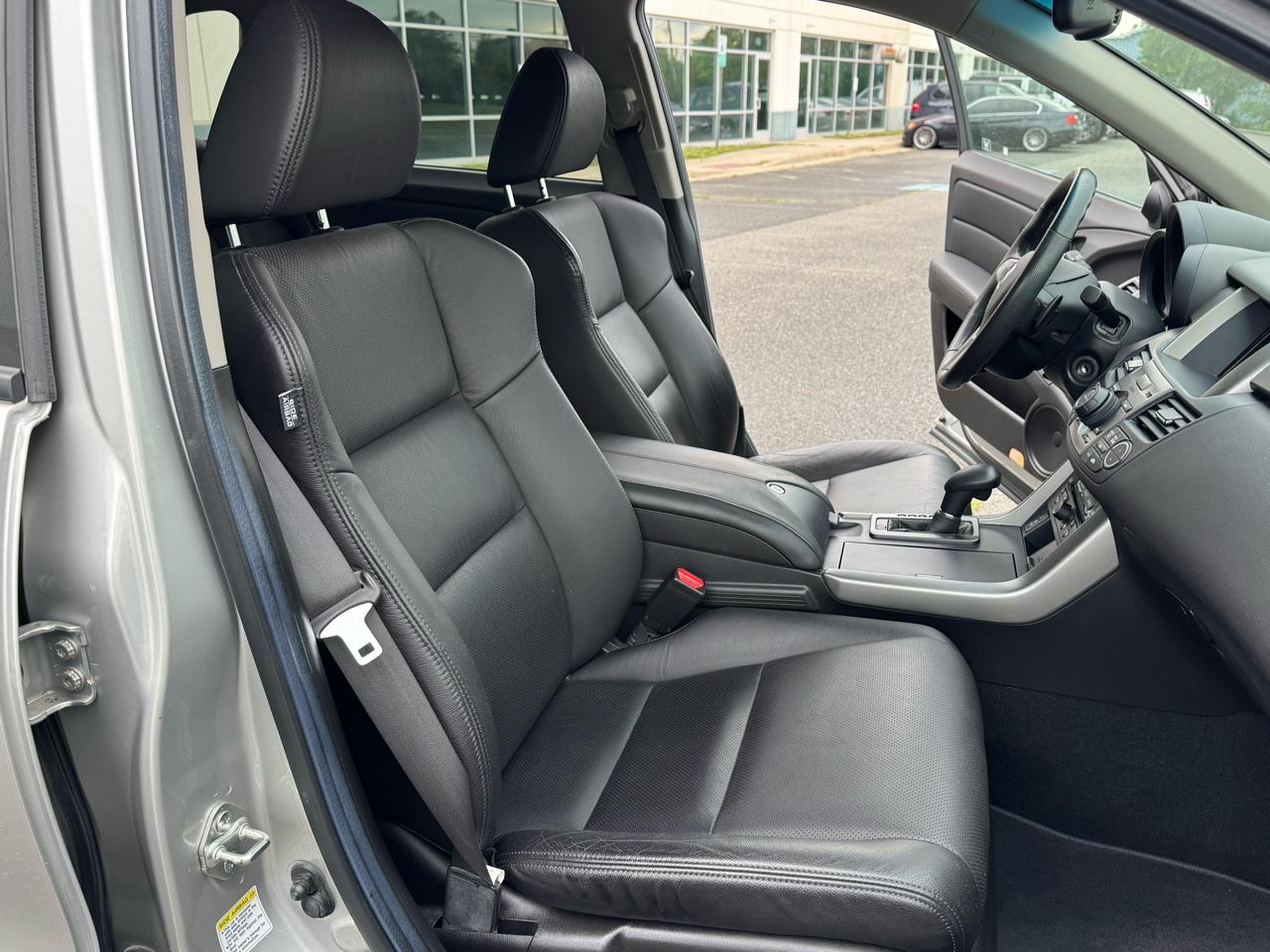 Acura RDX 5-Spd AT SH-AWD with Technology Package 2012