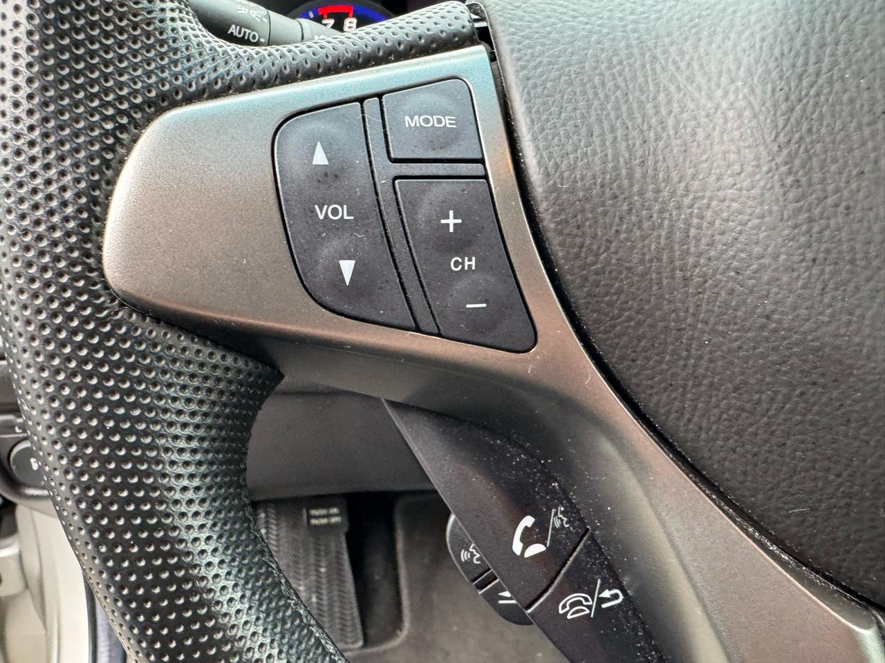 Acura RDX 5-Spd AT SH-AWD with Technology Package 2012