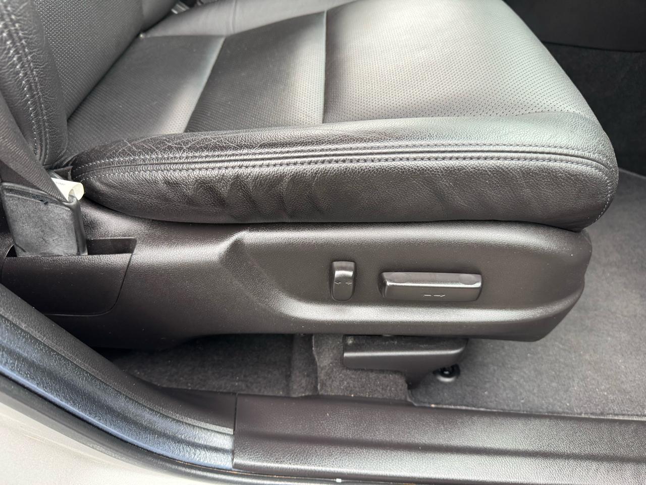 Acura RDX 5-Spd AT SH-AWD with Technology Package 2012