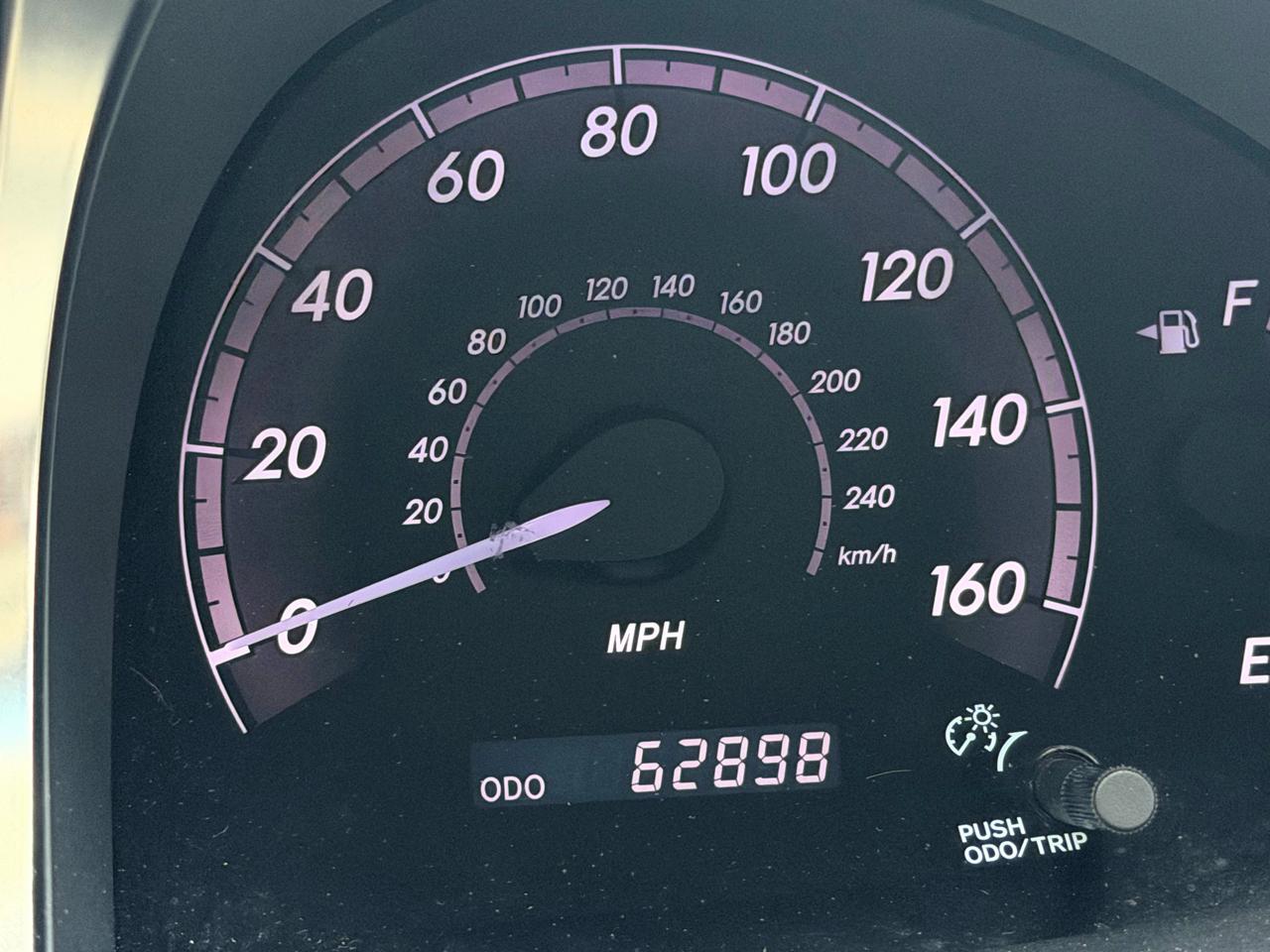 Toyota Avalon 4dr Sdn Limited (Natl) 2012