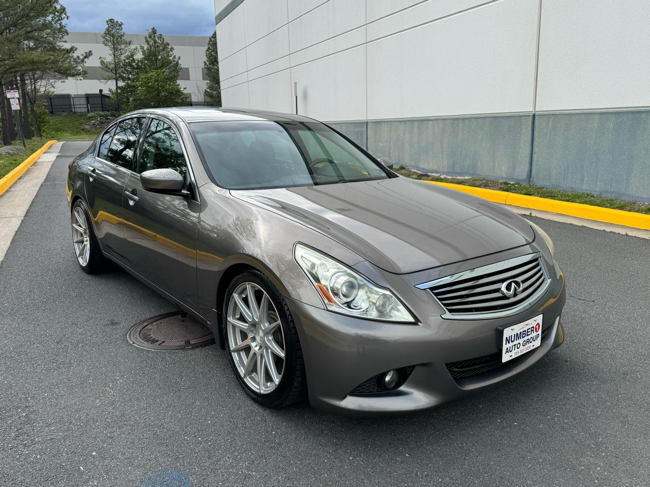 Infiniti G Sedan G37x AWD 2011
