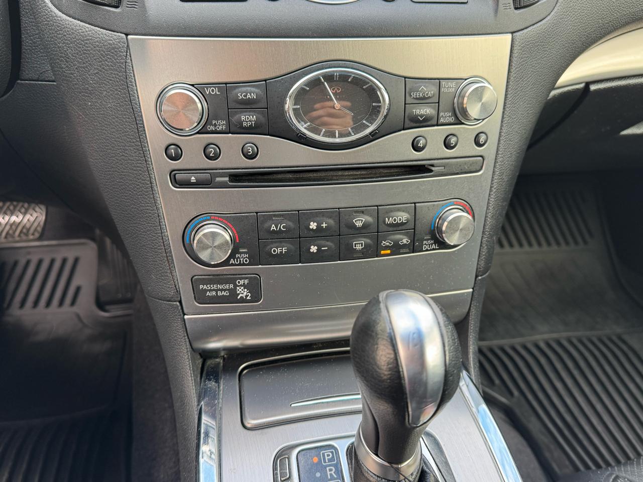 Infiniti G Sedan G37x AWD 2011