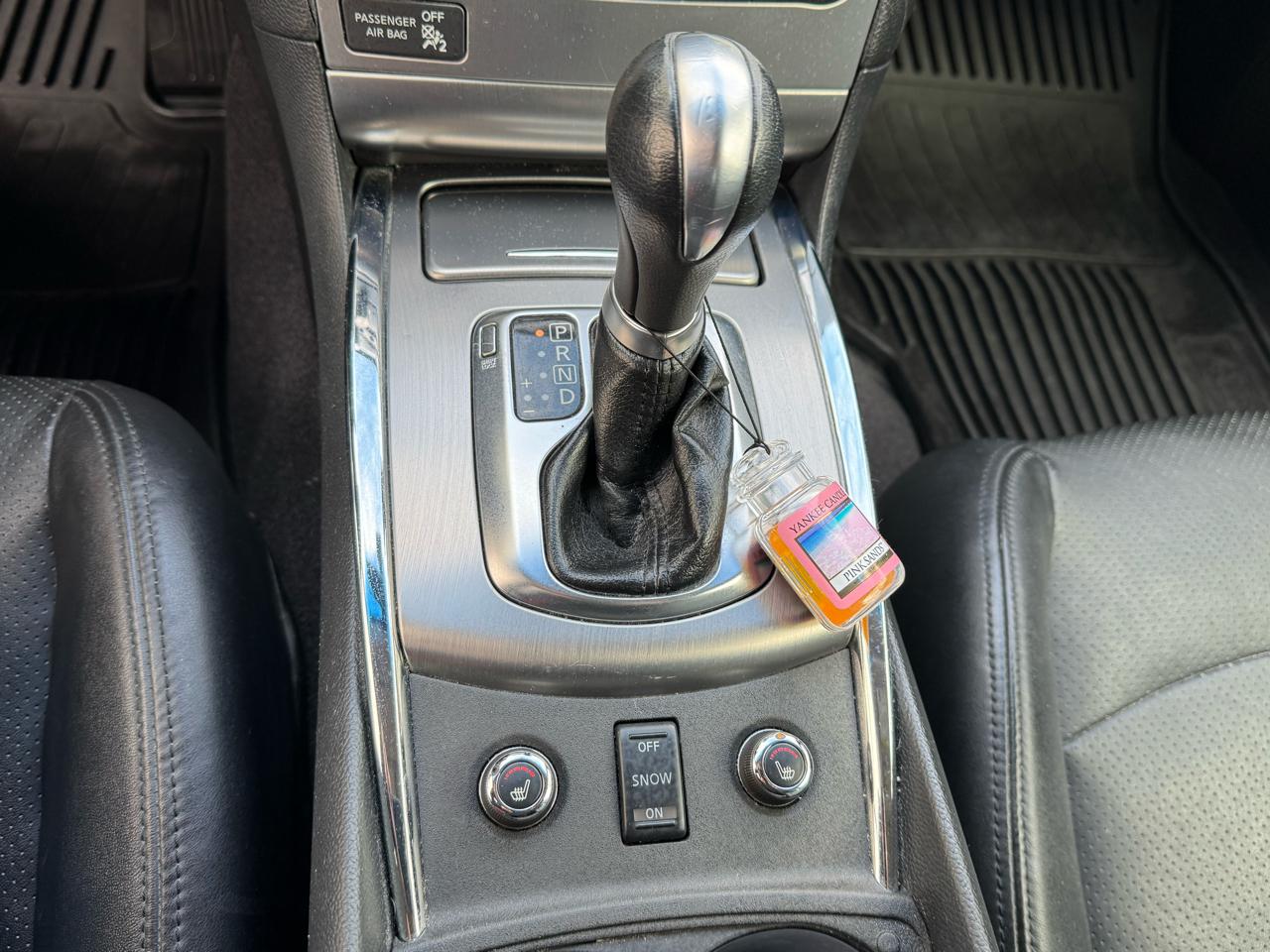 Infiniti G Sedan G37x AWD 2011