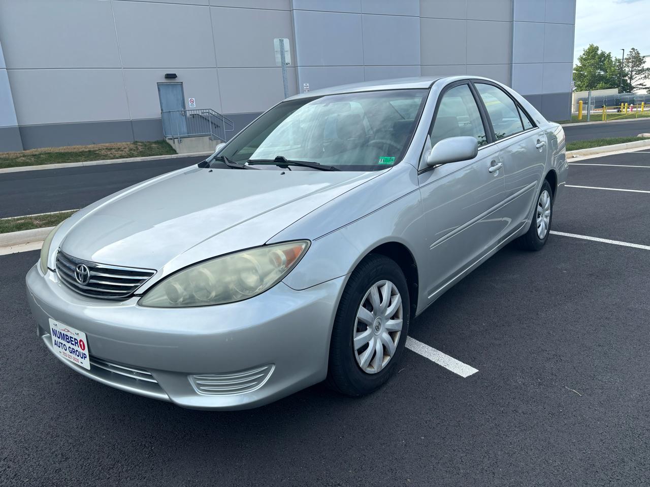 2006 Toyota Camry Standard