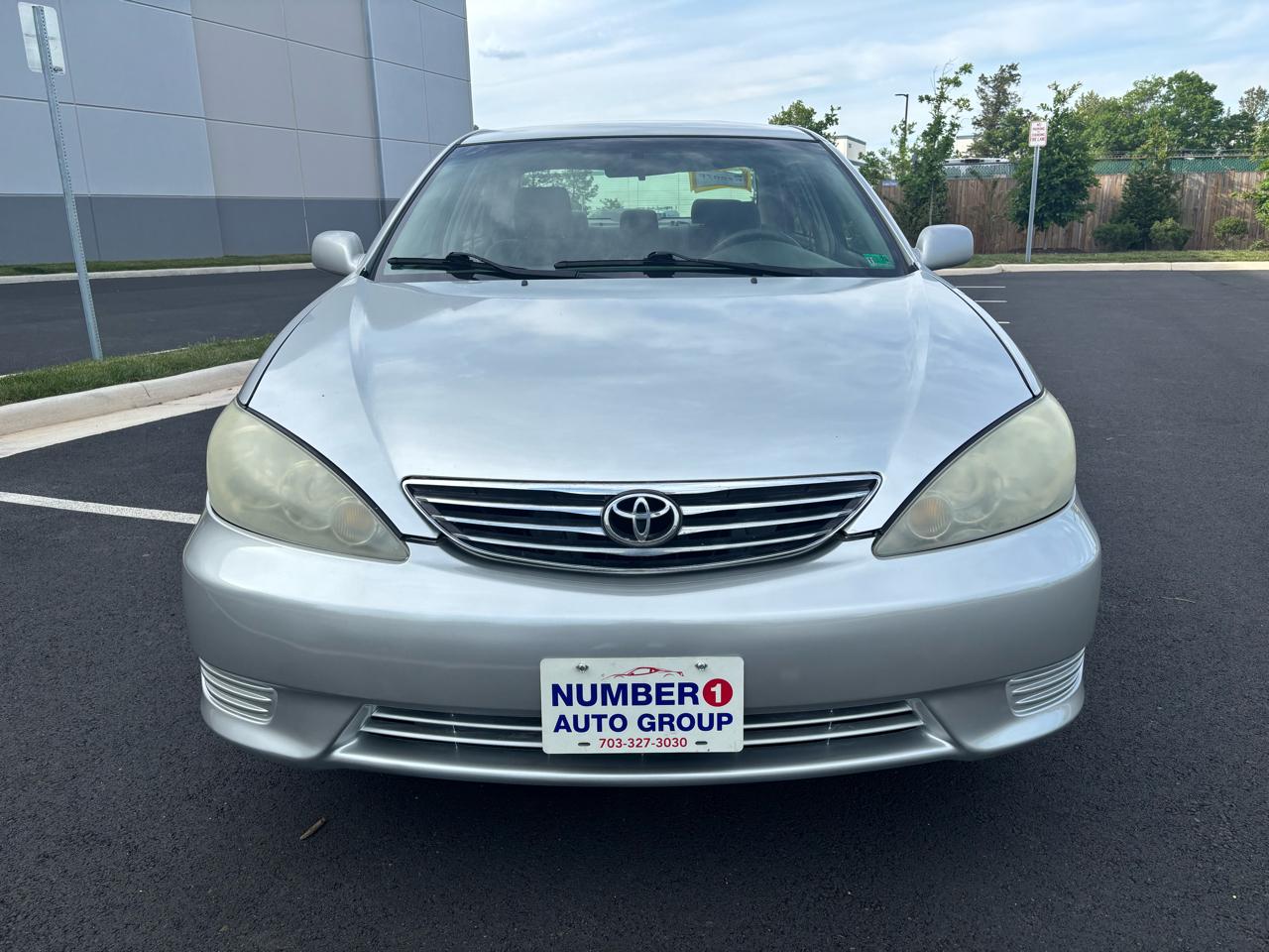 Toyota Camry Standard 2006