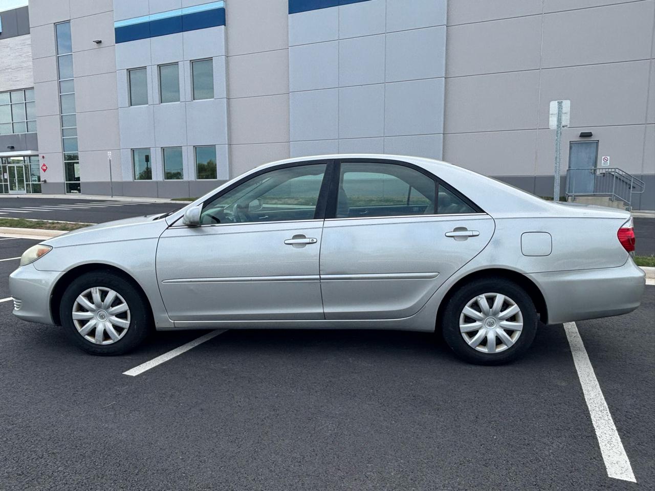 Toyota Camry Standard 2006