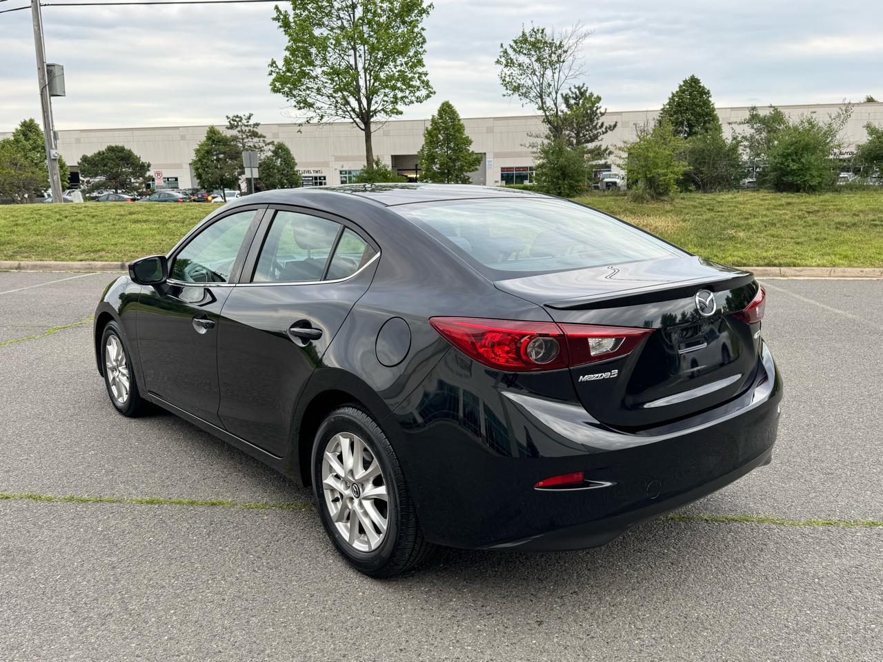 Mazda MAZDA3 i Touring AT 4-Door 2014