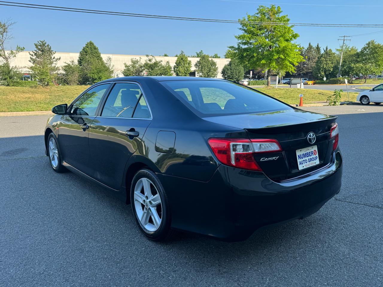 Toyota Camry SE 2012