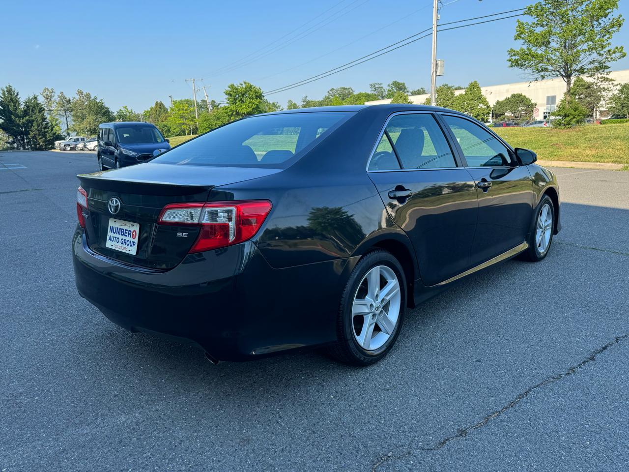 Toyota Camry SE 2012