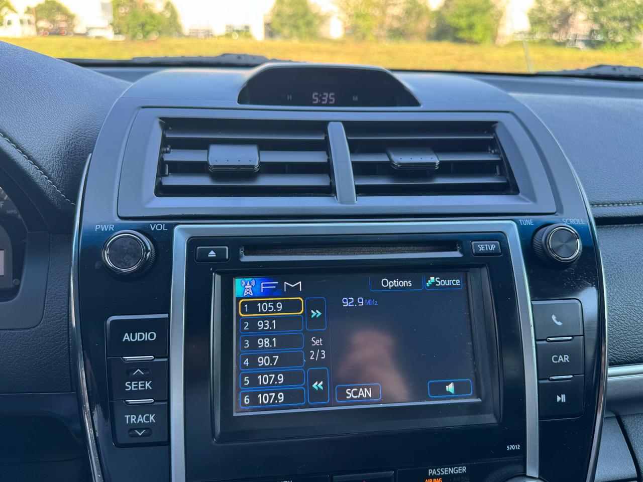 Toyota Camry SE 2012