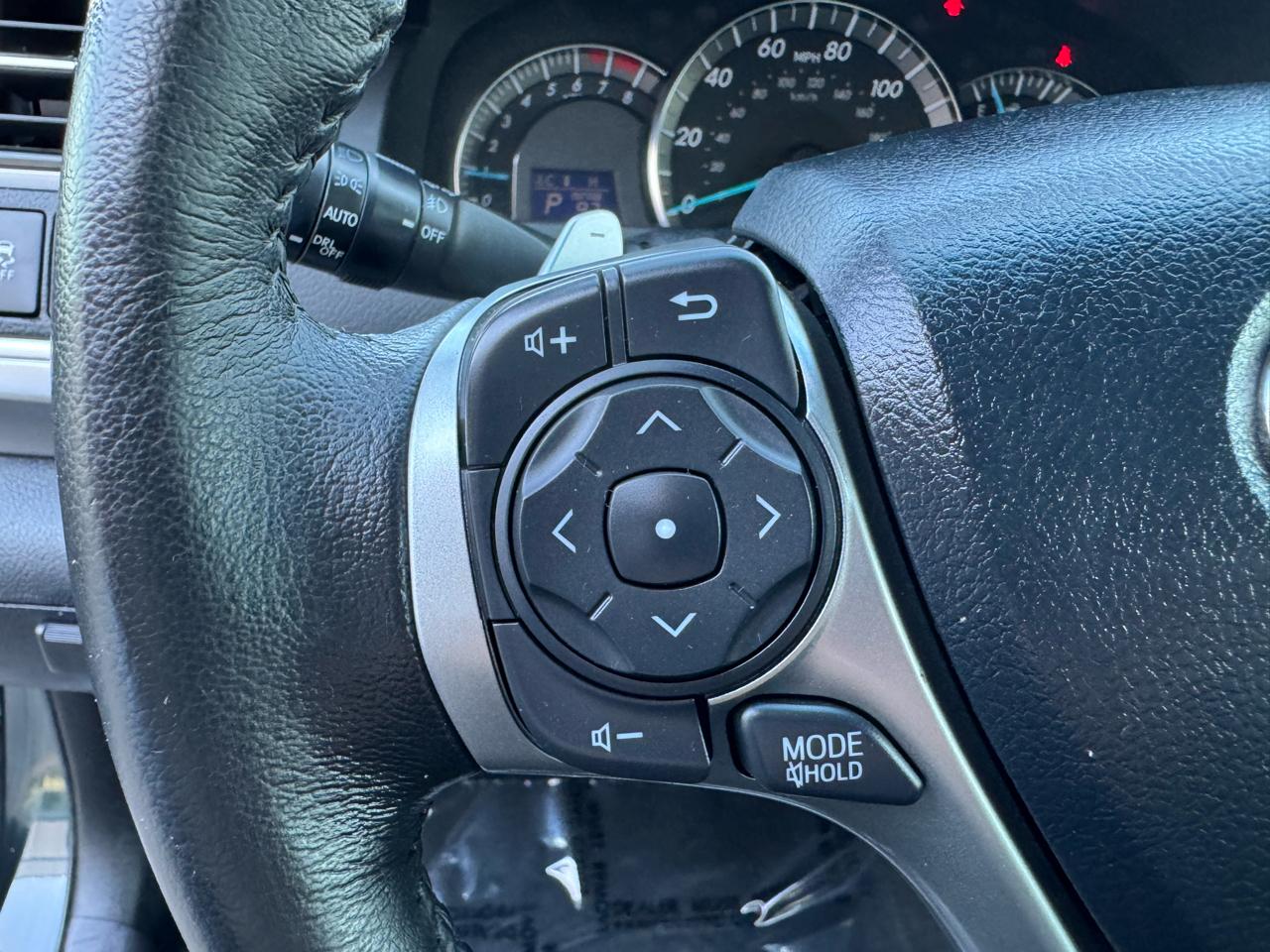 Toyota Camry SE 2012