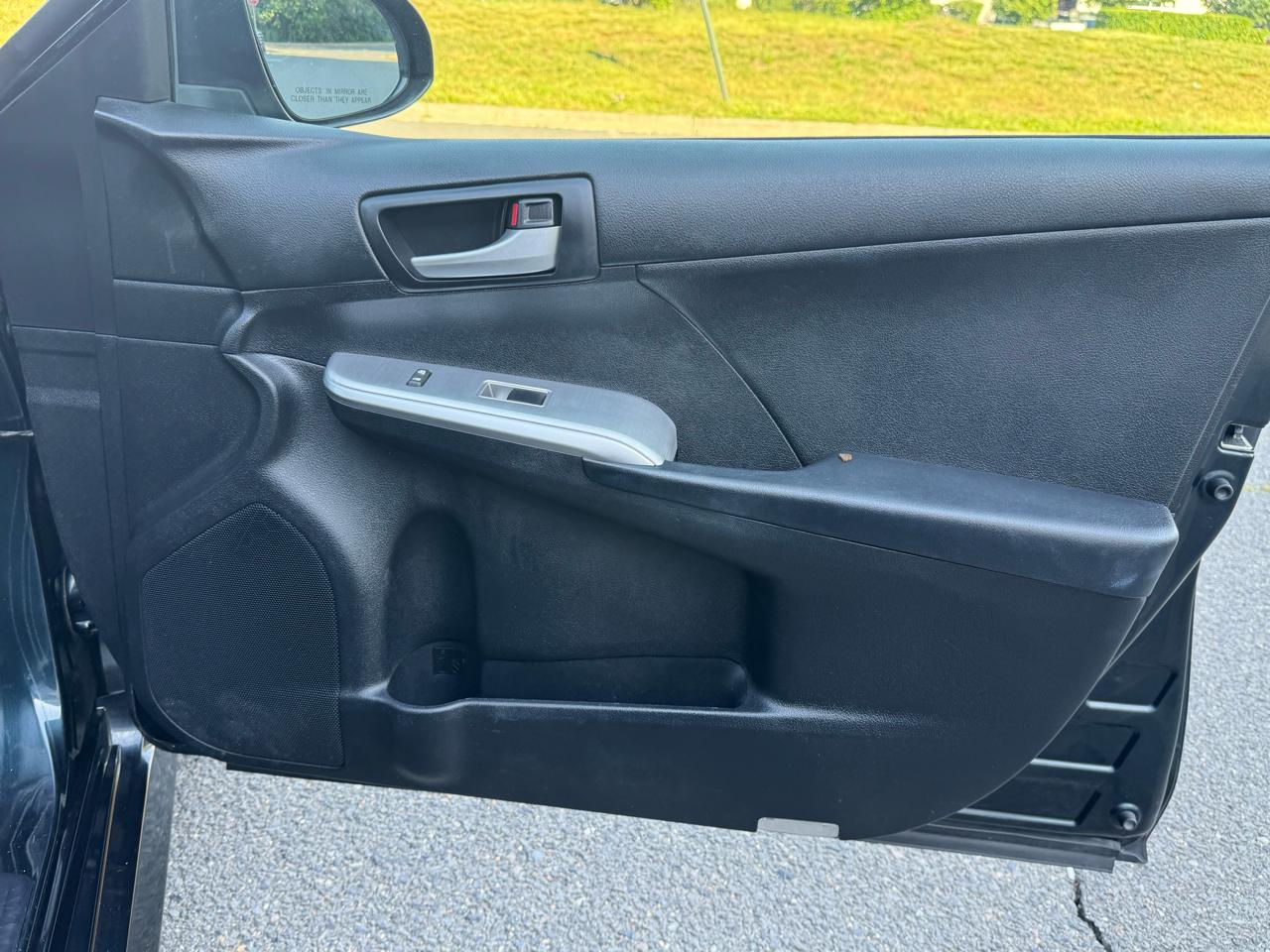 Toyota Camry SE 2012