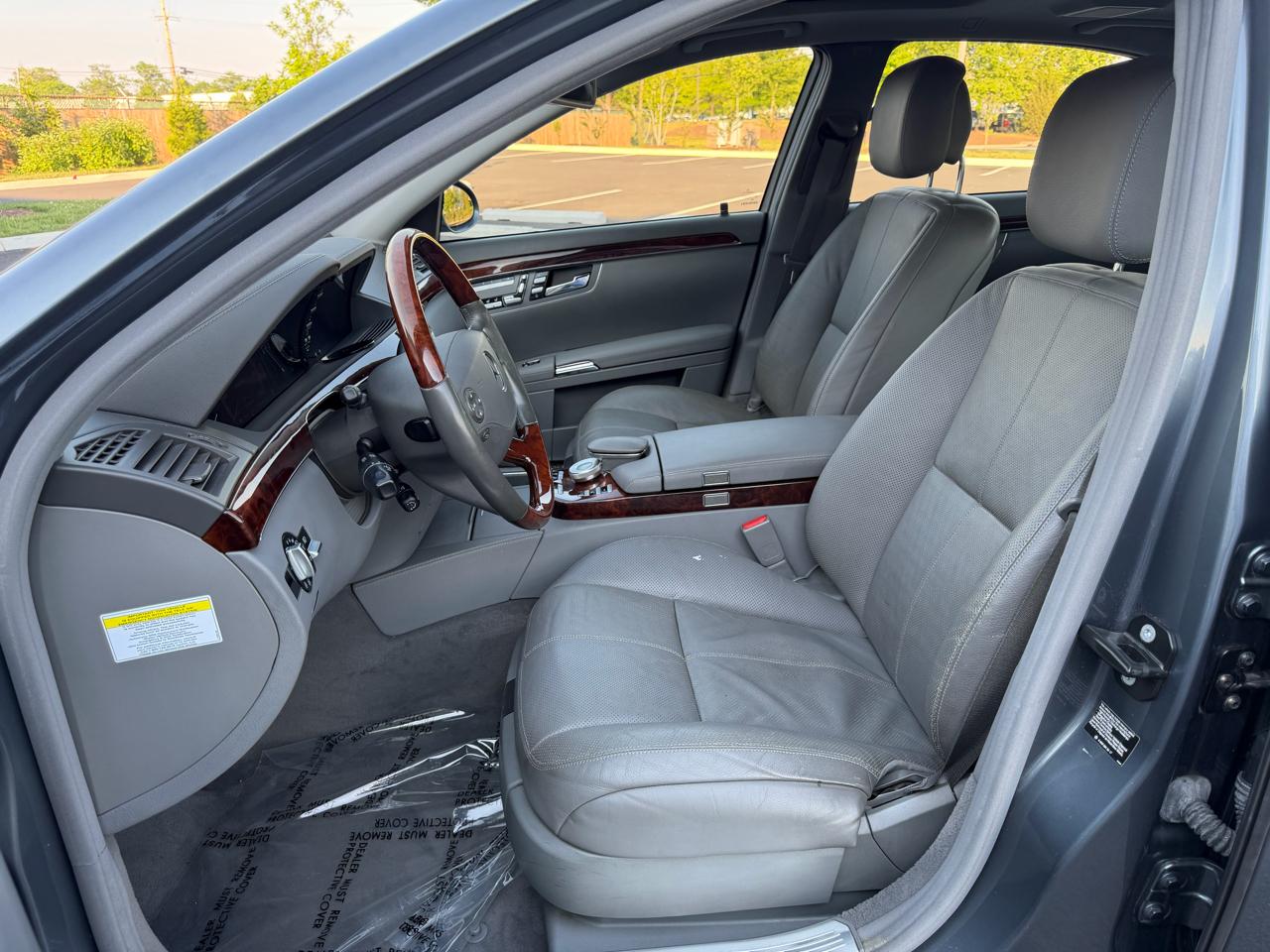 Mercedes-Benz S-Class S550 4MATIC 2007