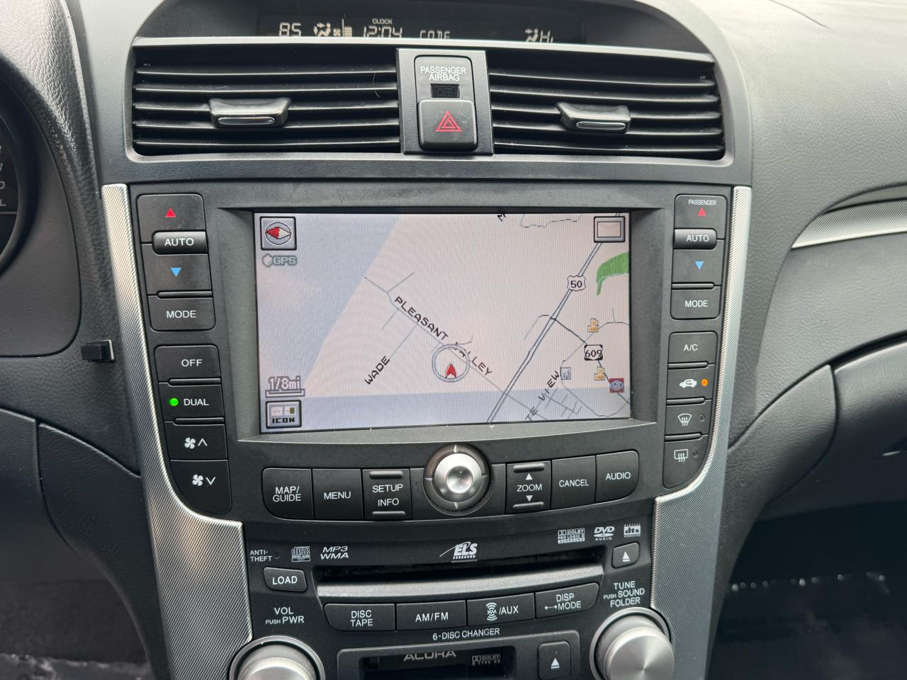 Acura TL 5-Speed AT with Navigation System 2008
