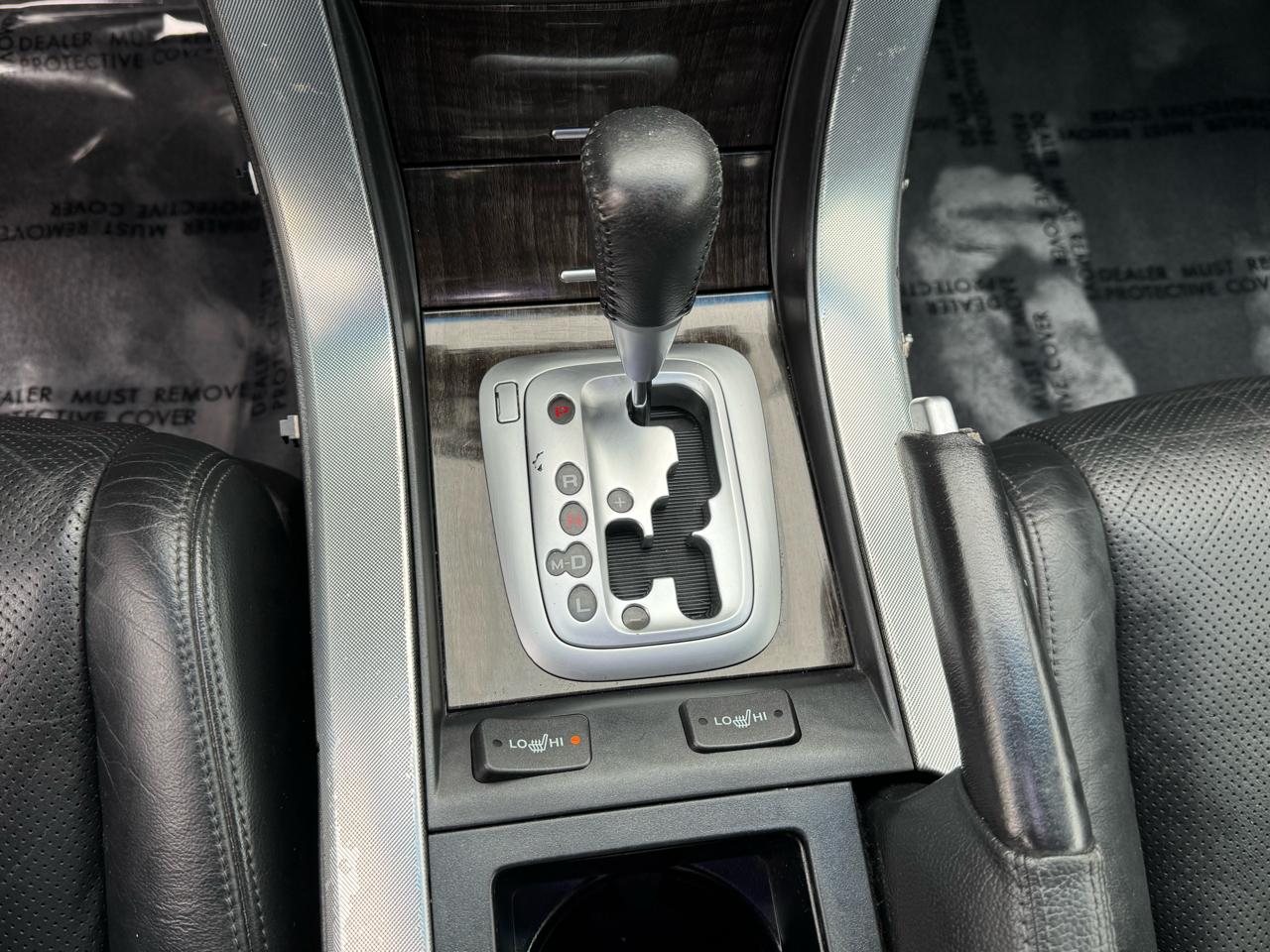 Acura TL 5-Speed AT with Navigation System 2008