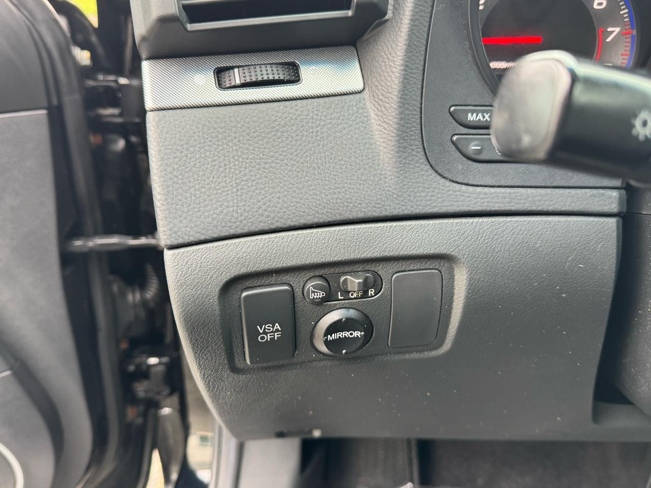 Acura TL 5-Speed AT with Navigation System 2008
