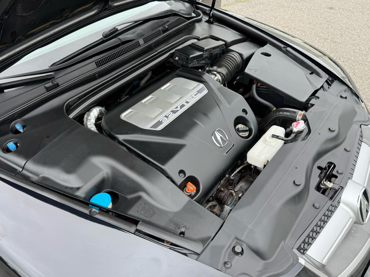 Acura TL 5-Speed AT with Navigation System 2008