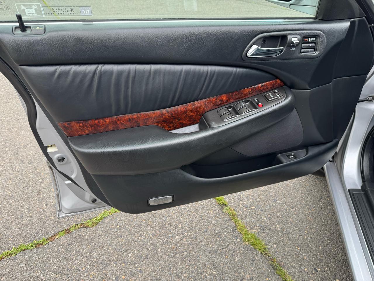 Acura TL 3.2TL with Navigation System 2003