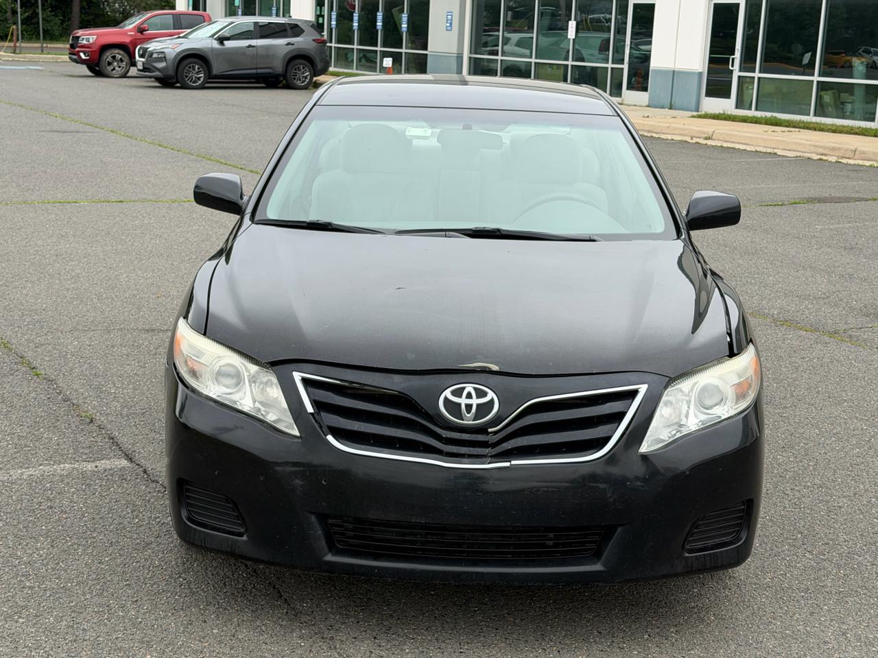 Toyota Camry Base 6-Spd AT 2011