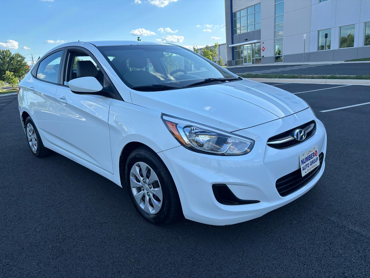 2015 Hyundai Accent GLS 4-Door 6A