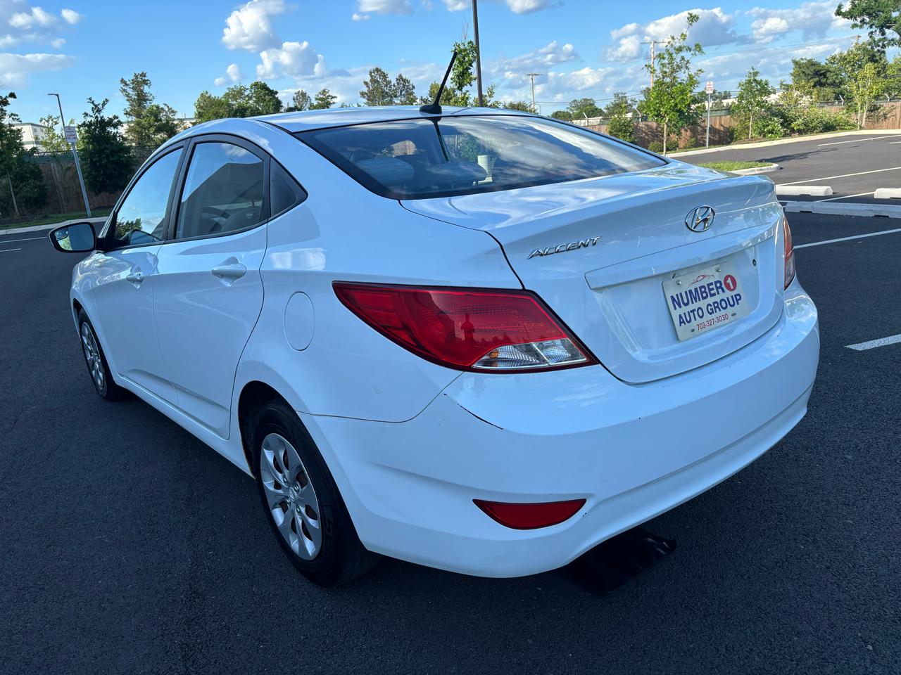 Hyundai Accent GLS 4-Door 6A 2015
