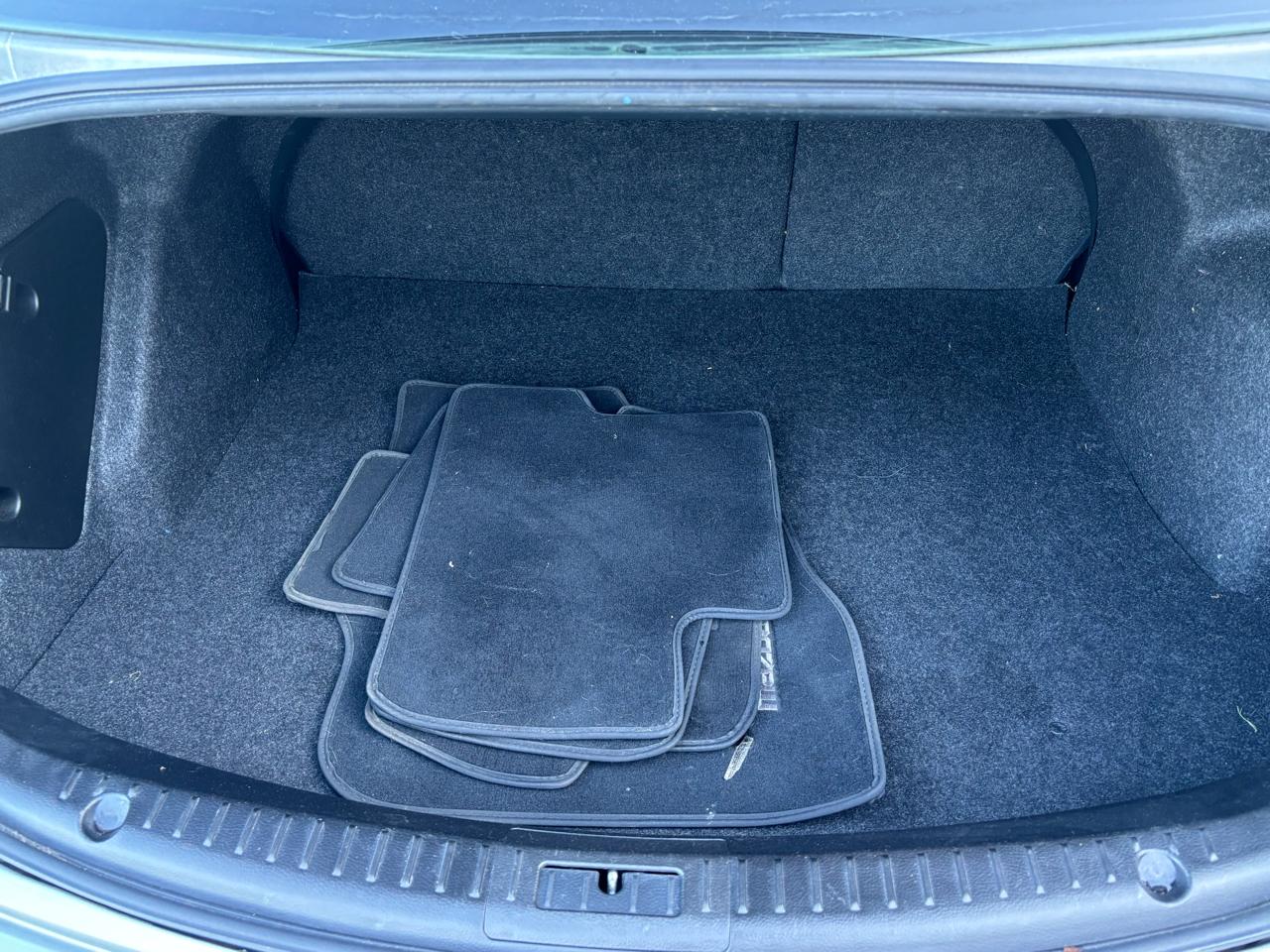 Mazda MAZDA3 i SV AT 4-Door 2013