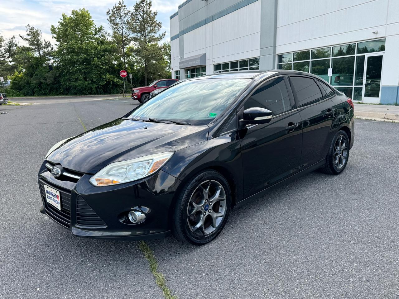 Ford Focus SE Sedan 2014