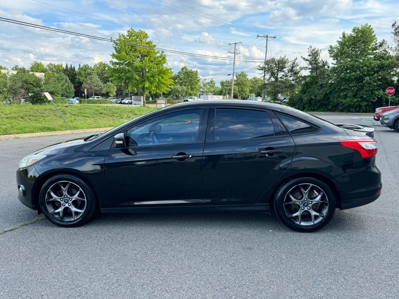 Ford Focus SE Sedan 2014