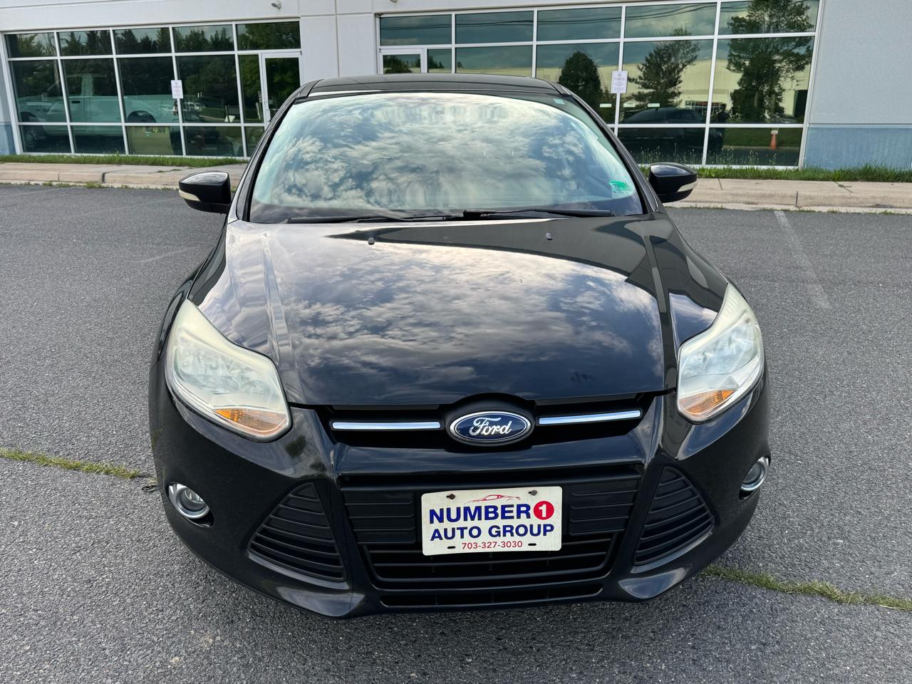 Ford Focus SE Sedan 2014