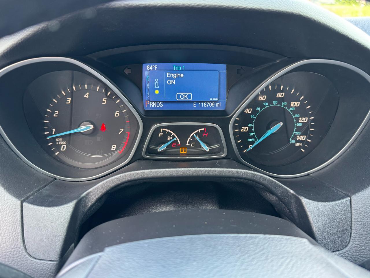 Ford Focus SE Sedan 2014