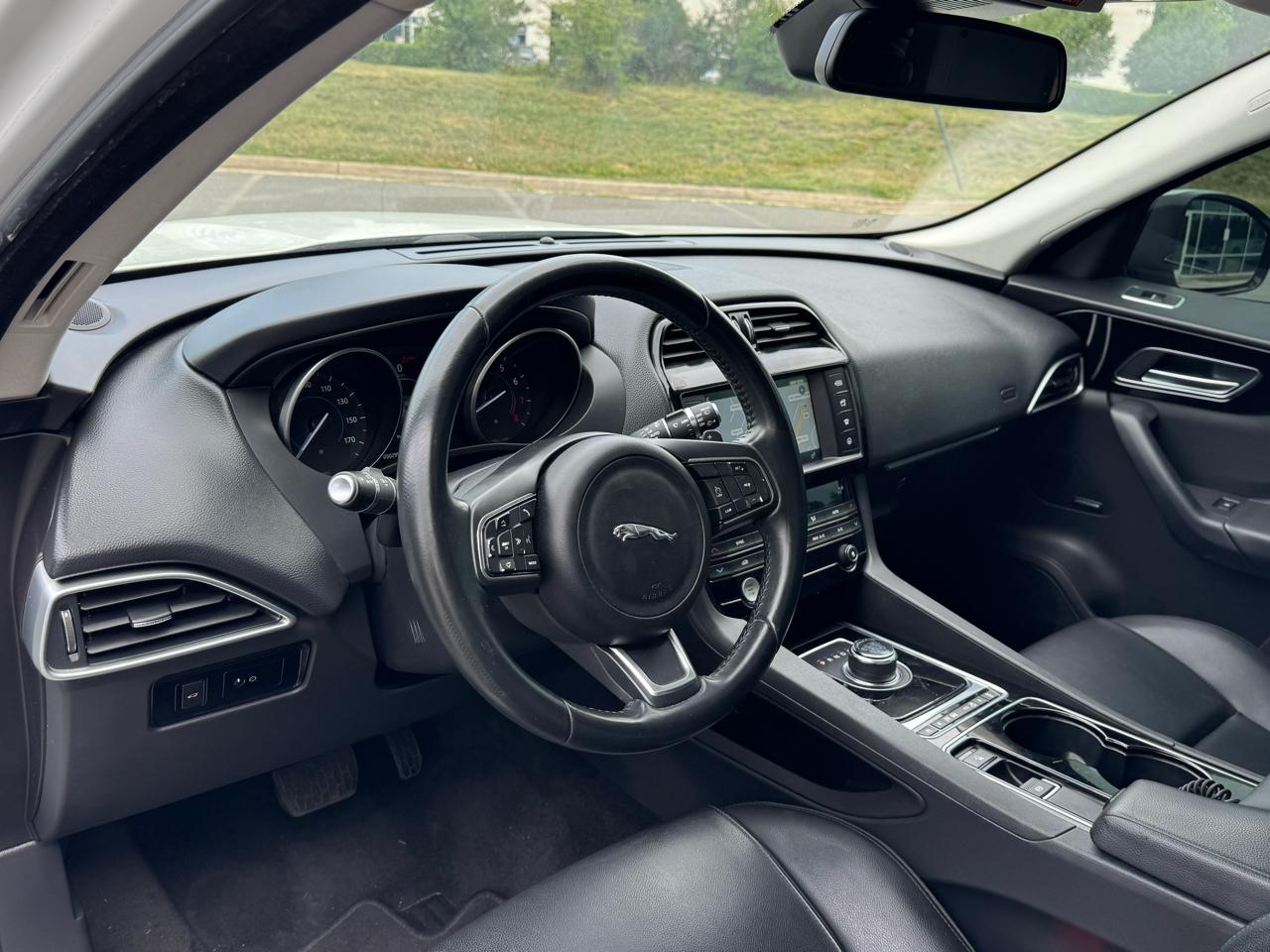 Jaguar F-Pace 30t Premium AWD 2017
