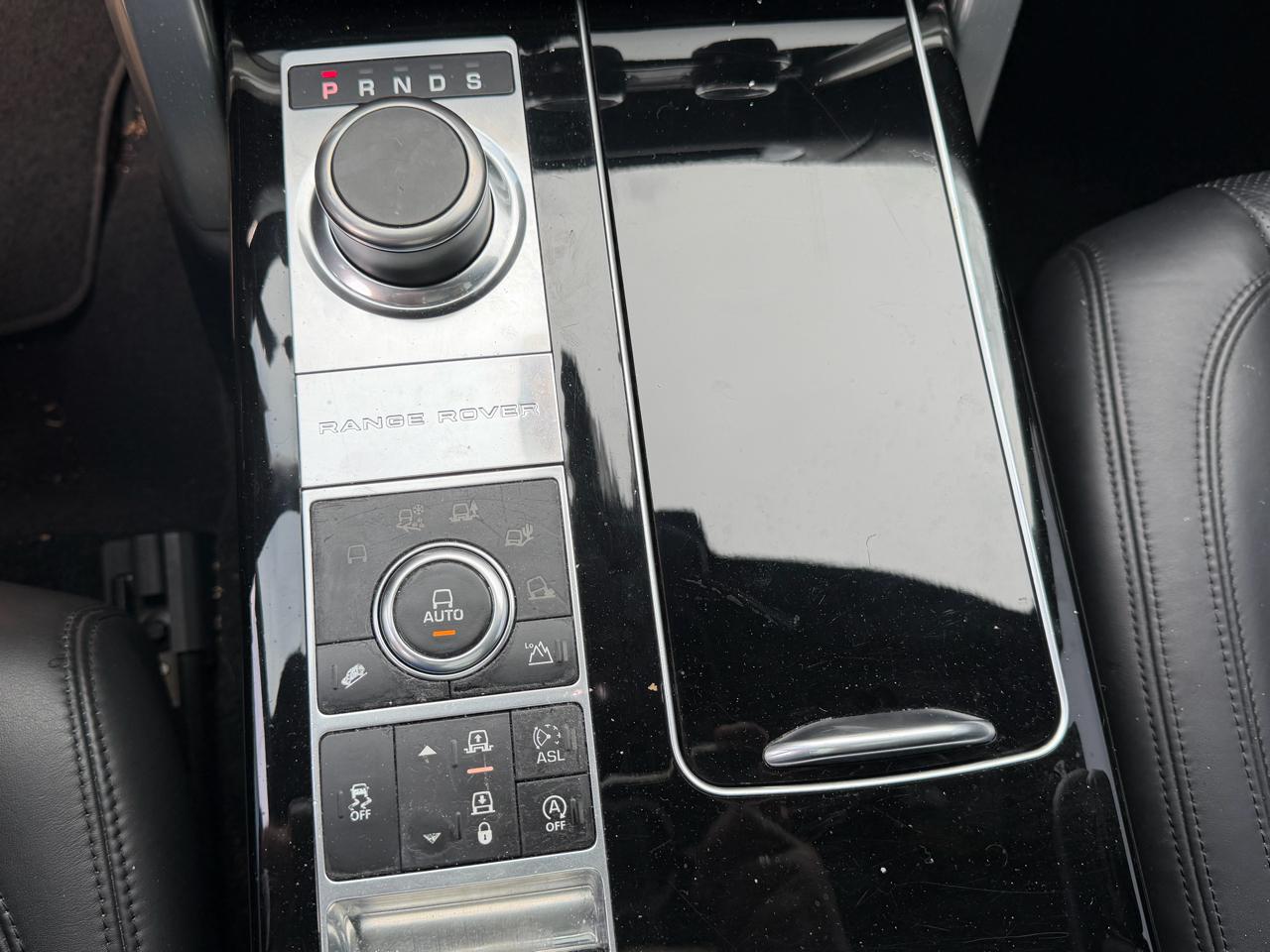 Land Rover Range Rover Supercharged 2015