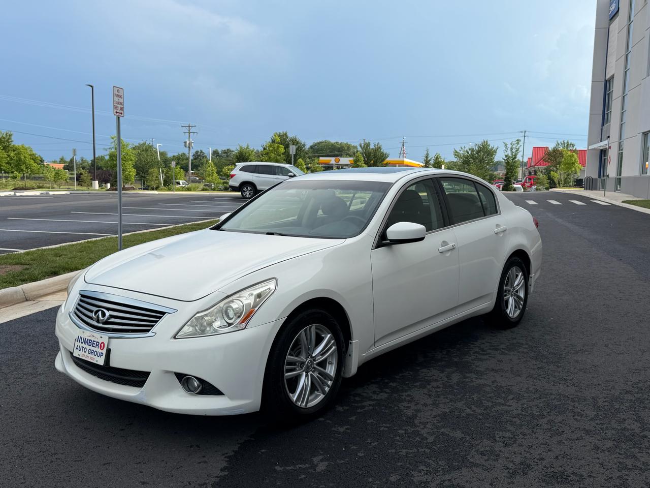 Infiniti G Sedan 37x AWD 2013