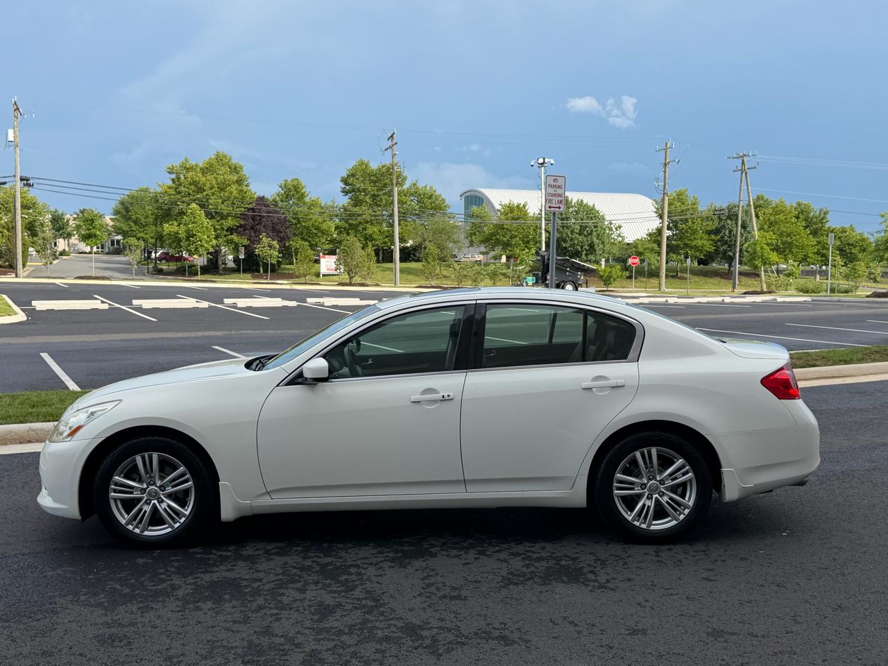 Infiniti G Sedan 37x AWD 2013