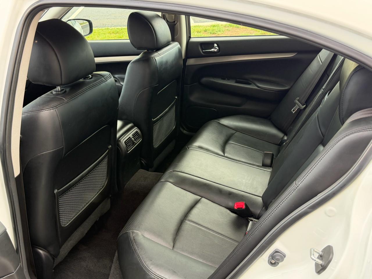 Infiniti G Sedan 37x AWD 2013
