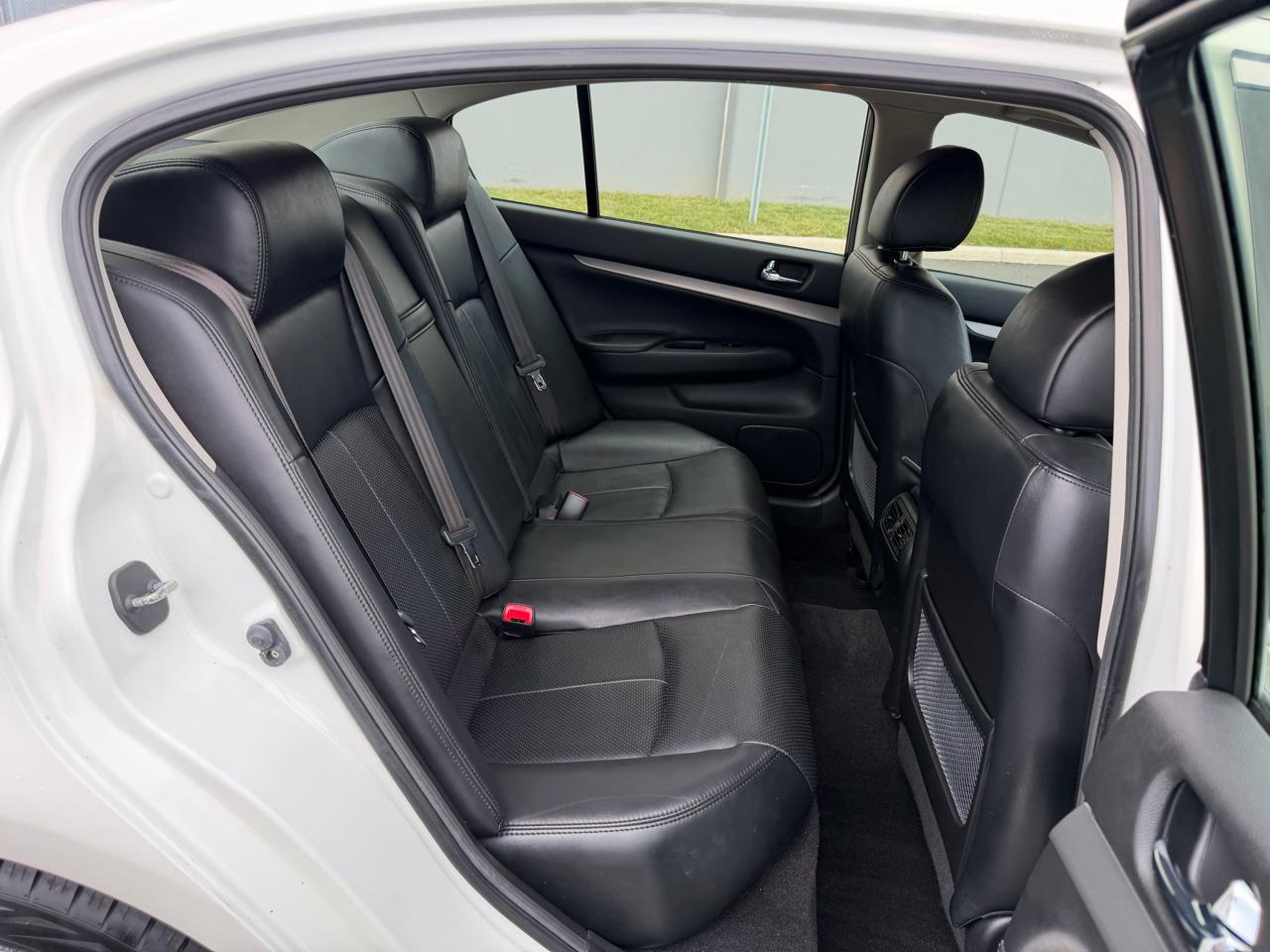 Infiniti G Sedan 37x AWD 2013