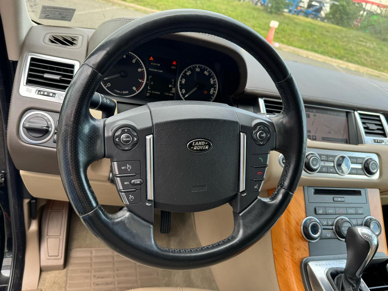 Land Rover Range Rover Sport 4WD 4dr HSE LUX 2012