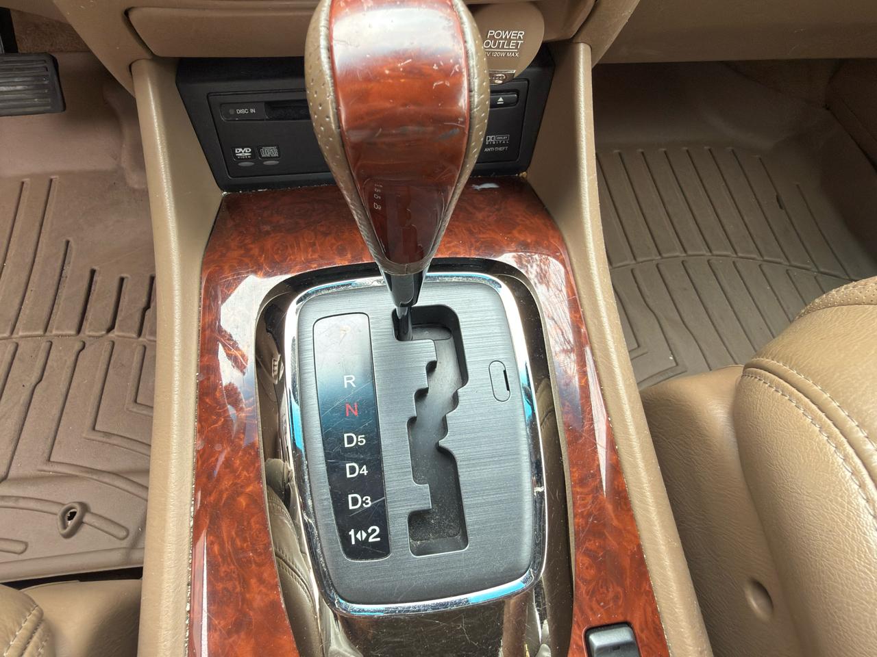 Acura MDX Touring with Navigation System and Rear DVD System 2005