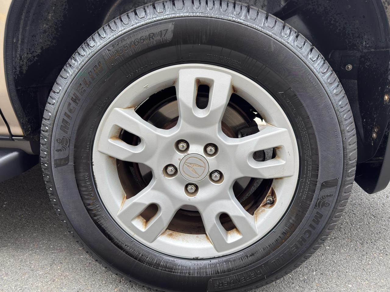Acura MDX Touring with Navigation System and Rear DVD System 2005