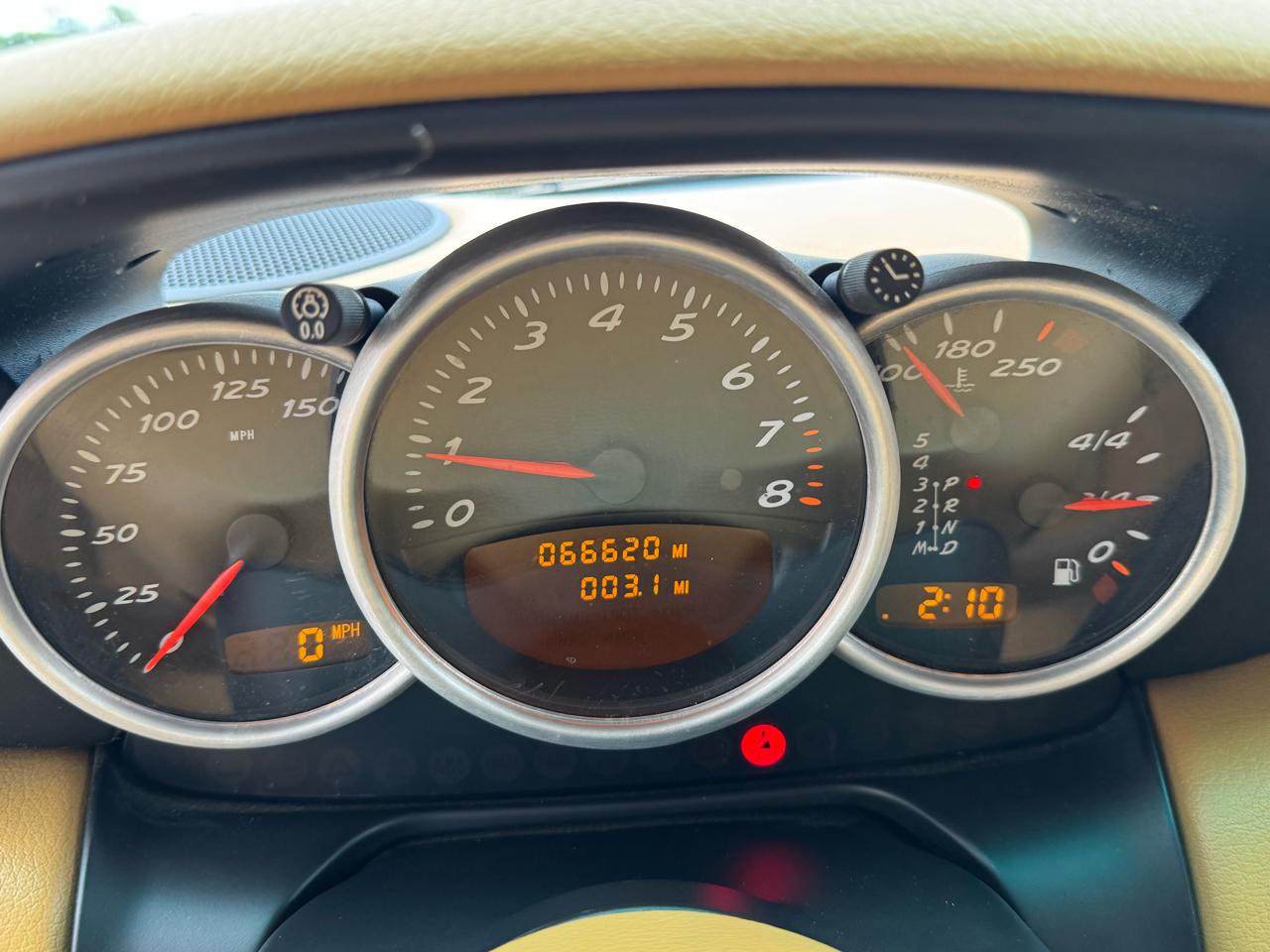 Porsche Boxster 2dr Roadster w/Tiptronic 2003